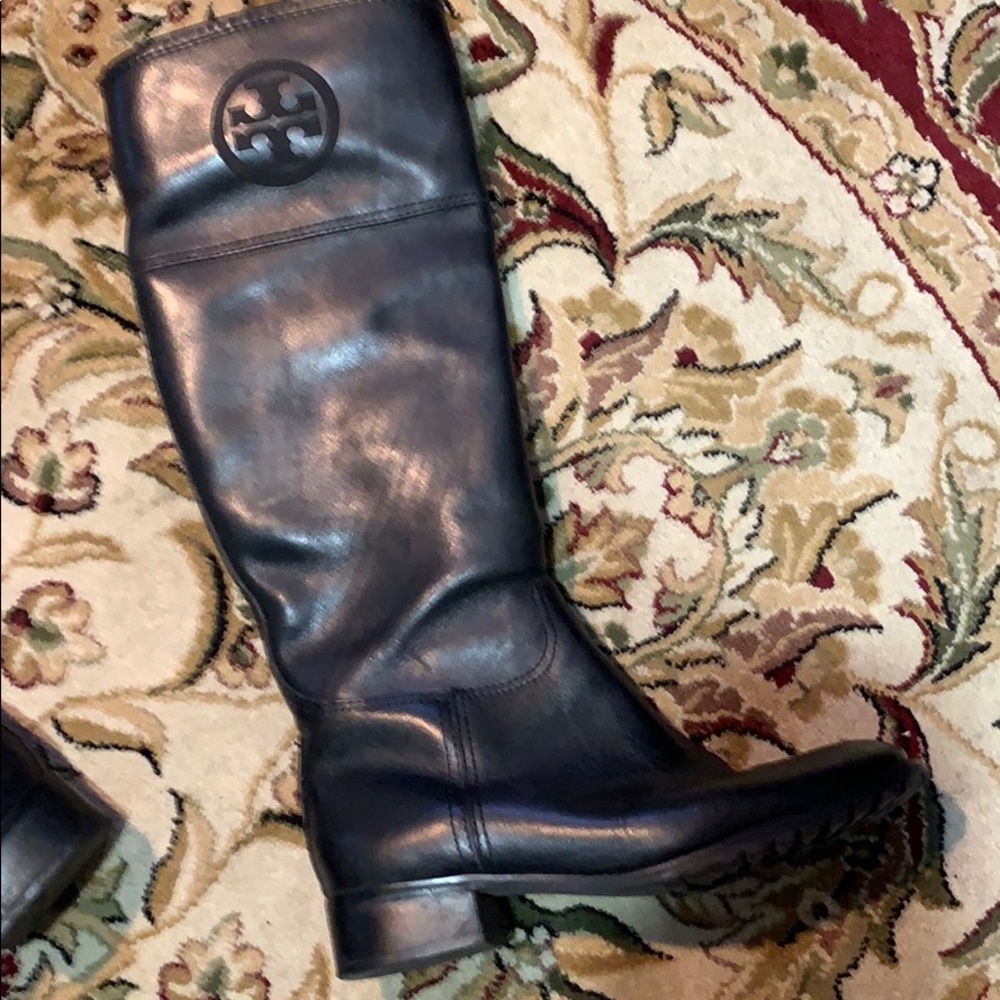 Knee high leather boots